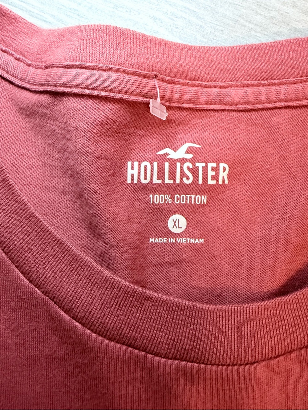 Hollister Men’s Short-Sleeve Crew T-Shirt — Coral Pink - Picture 2 of 4
